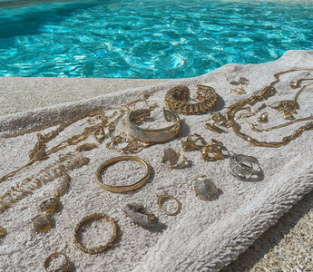 Take it Off Before You Take a Dip: Why Your Jewelry Doesn't Belong in Hot Tubs and Pools