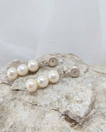 Women's Pearl Earrings