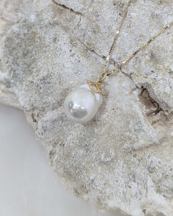 14k solid gold pearl necklace