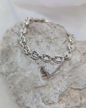 silver puffy link bracelet