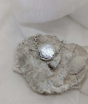 big chunky pearl bracelet
