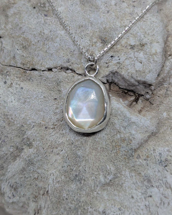 mother of pearl necklace