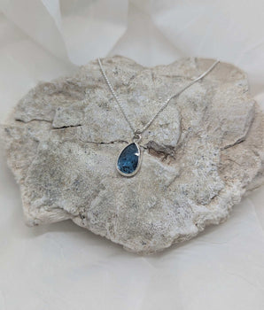 moss blue kyanite necklace
