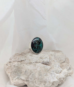 Big & chunky  chrysocolla malachite ring