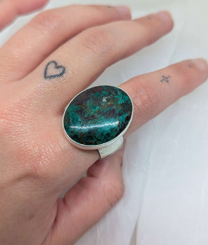 Big & chunky  chrysocolla malachite ring