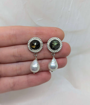 flower labradorite & pearls earrings