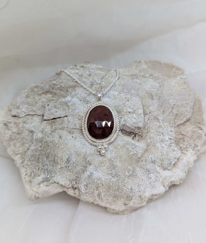Big garnet necklace