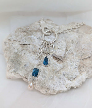 Big chunky blue kyanite necklace with big clasps