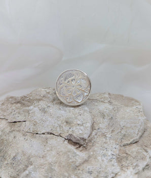 Mother of pearl mandala ring