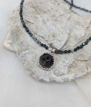 Emerald beads and smoky quartz necklace