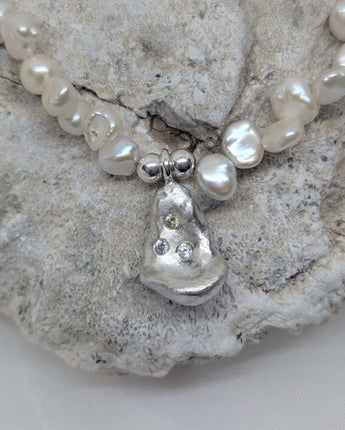 Wild  pearls and silver necklace