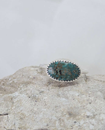 Small turquoise ring