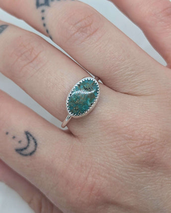 Small turquoise ring