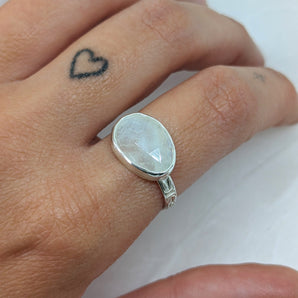 Vintage Rainbow Moonstone Ring