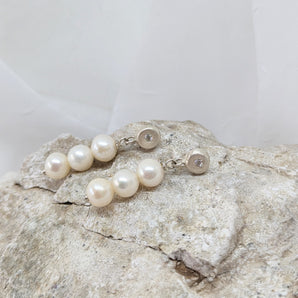 Women's Pearl Earrings