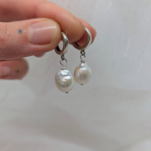 pearl huggie earrings