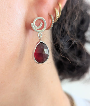 Spiral and garnet earrings