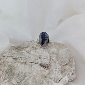 Dendritic agate ring