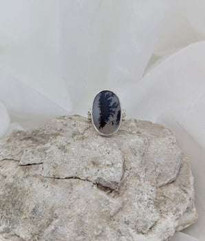 Dendritic agate ring