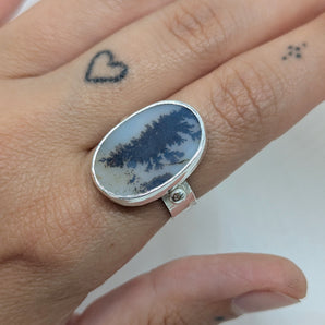 Dendritic agate ring