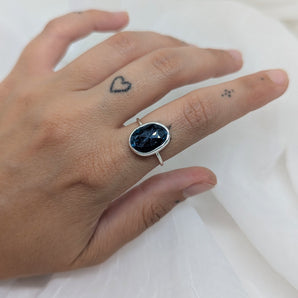 Blue kyanite ring