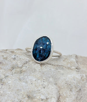 Blue kyanite ring